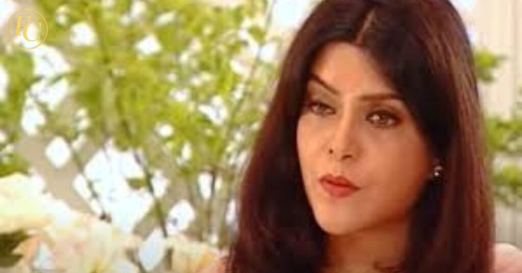 zeenat-aman-early-life